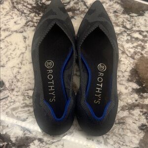 Rothy's The Point Women's Black/dk gray camo and Blue Flats